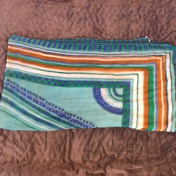 Scarf large rectangular - Picture 2 of 2